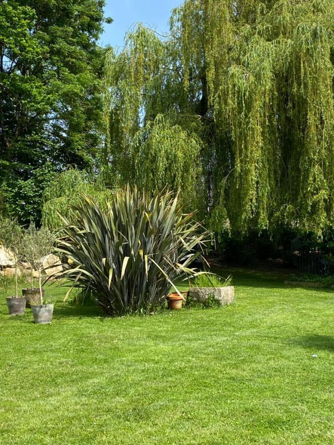 Le Clos Dauphinais Chez Laurette Quevert Bagian luar foto